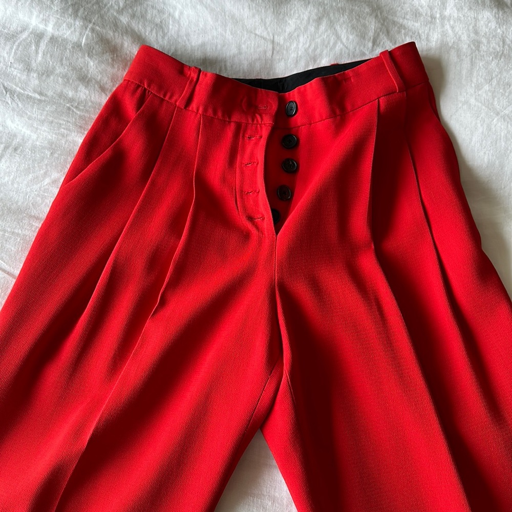 Cropped pants